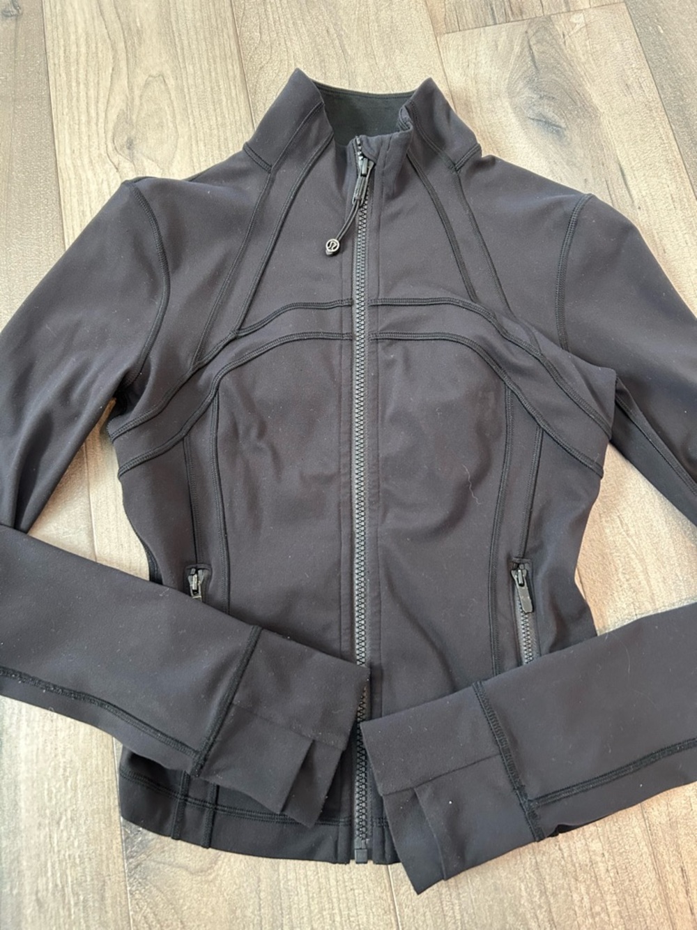 Lululemon black cropped align Jacket